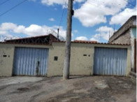 Casa com 2 quartos, 180m² de terreno, 57,96m² construída, 1 vaga, desocupada
