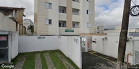 Terreno amplo de 963m² com topografia semiplana e vegetação