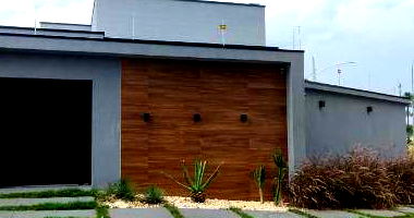 Casa Padrão Ocupada com 0 vagas de garagem
