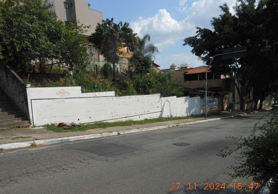 Terreno Urbano em Parque Central - 823 m²