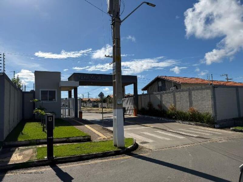 Casa com 2 Quartos e 2 Vagas em Raposa - MA