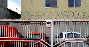 Casa com 3 Quartos e 1 Vaga em Santa Luzia
