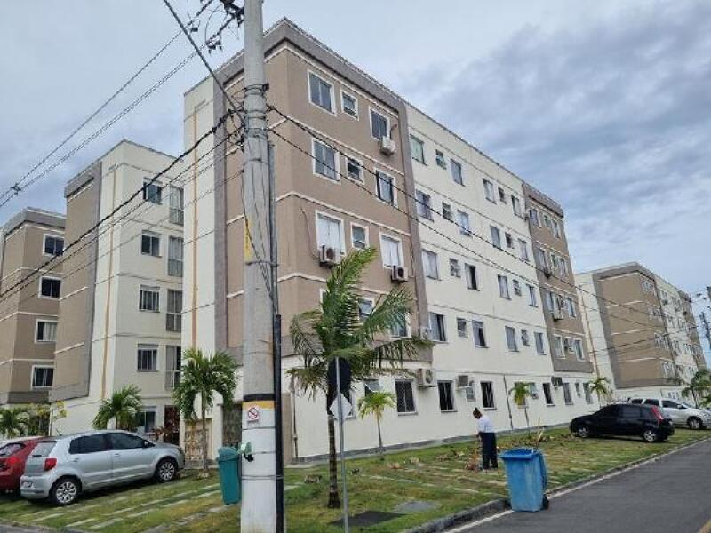 Apartamento com 2 Quartos e 1 Vaga em Camaçari