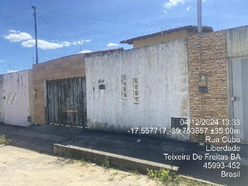 Casa com 2 Quartos e 46,87 m² em Teixeira de Freitas