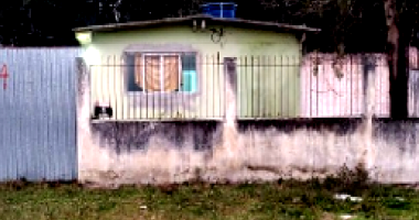 Casa Residencial com 2 Quartos e 3 Vagas em Pelotas