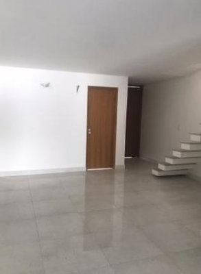 Casa em condomínio com 124m², 1 quarto, 1 banheiro e 1 vaga