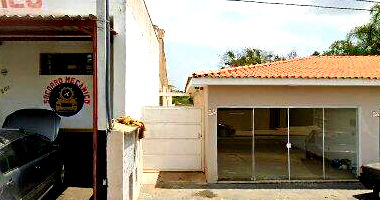 Barracão 110m² com 2 banheiros, 2 vagas, ocupado
