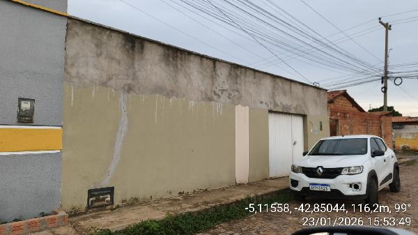 Casa com 2 quartos, 1 banheiro e 55,96m² em Timon/MA