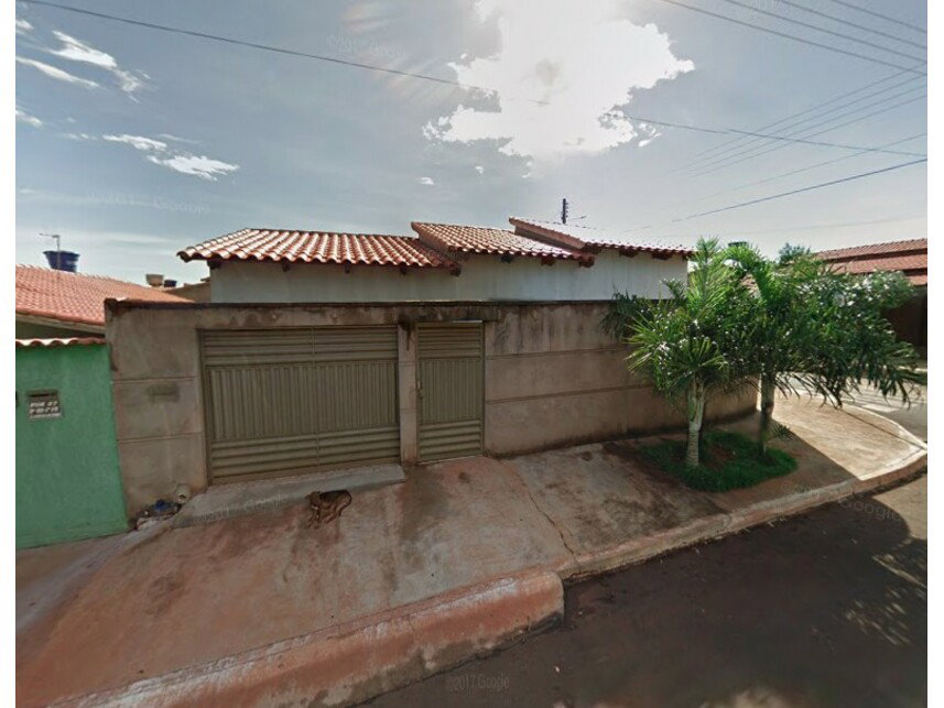 Casa com 160,15m² construídos em Quirinópolis/GO