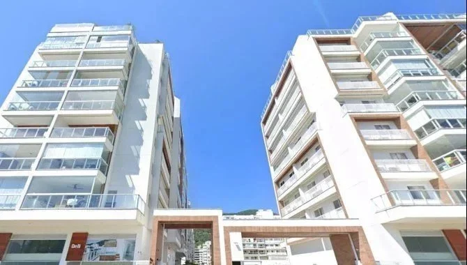 Apartamento de 176 m² com 2 vagas