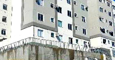 Apartamento com 2 quartos, 1 banheiro e 1 vaga