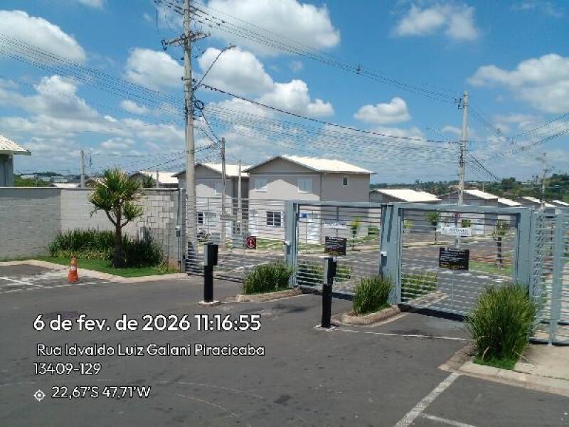 Casa com 2 quartos, 1 vaga de garagem, 181,33 m²