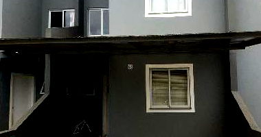 Casa com 2 quartos, 2 banheiros e 2 vagas