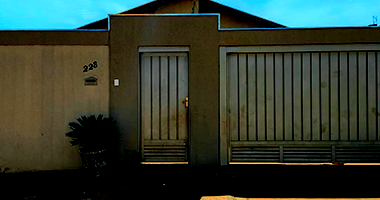 Casa com 77m² de área construída em Jardinópolis, SP