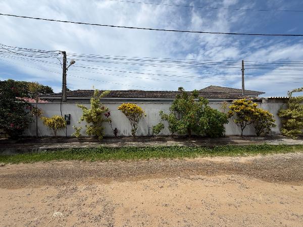 Casa com 100,37 m² de área total em Cabo Frio/RJ