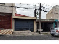 Casa Ocupada em Santo André com 195m² de Área Construída