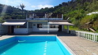 Casa Residencial com 2 Dormitórios e Piscina em Mag - RJ