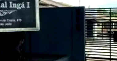 Casa em leilão com 72,37m² construída e 127,42m² de terreno