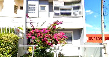 Sobrado com 229,45m² em condomínio exclusivo em Curitiba