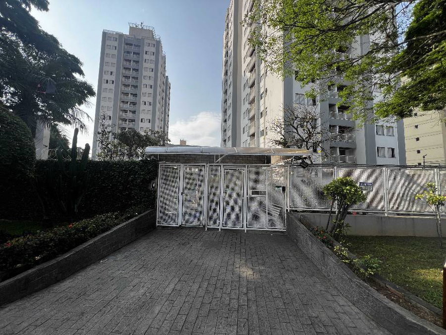 Apartamento com 1 Vaga em Condomínio City Santana