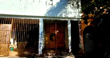 Terreno com 140m² e 135m² construída em Jd Copacabana