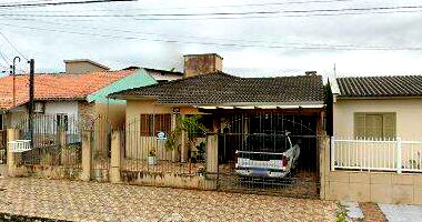 Casa residencial com área total de 294,80m² em Araranguá/SC