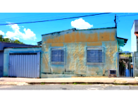 Residencial com 2 Quartos e Quintal em Campo Belo/MG