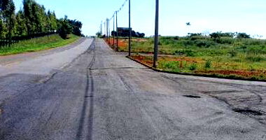 Espaçoso Terreno de 588m² em Condomínio - Oportunidade Única