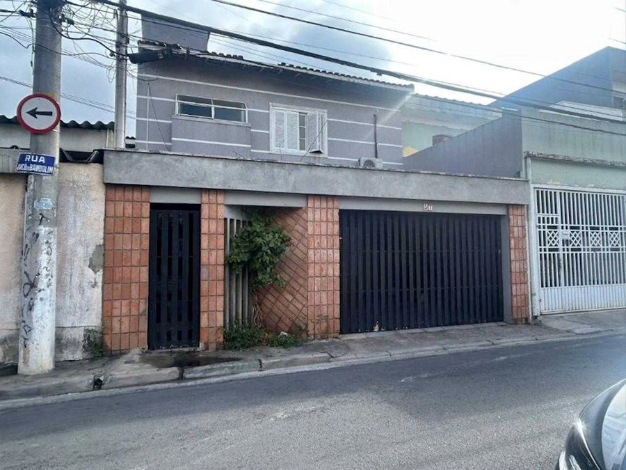 Casa Padrão Ocupada com 264m² de Área Construída