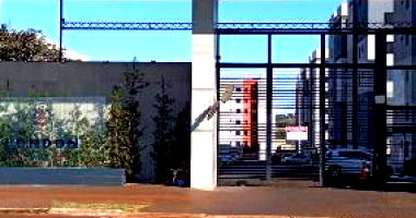 Apartamento com 1 vaga em Londrina