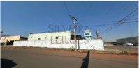 Prédio comercial/industrial com 1.200m² de construção, 1.264m² de terreno