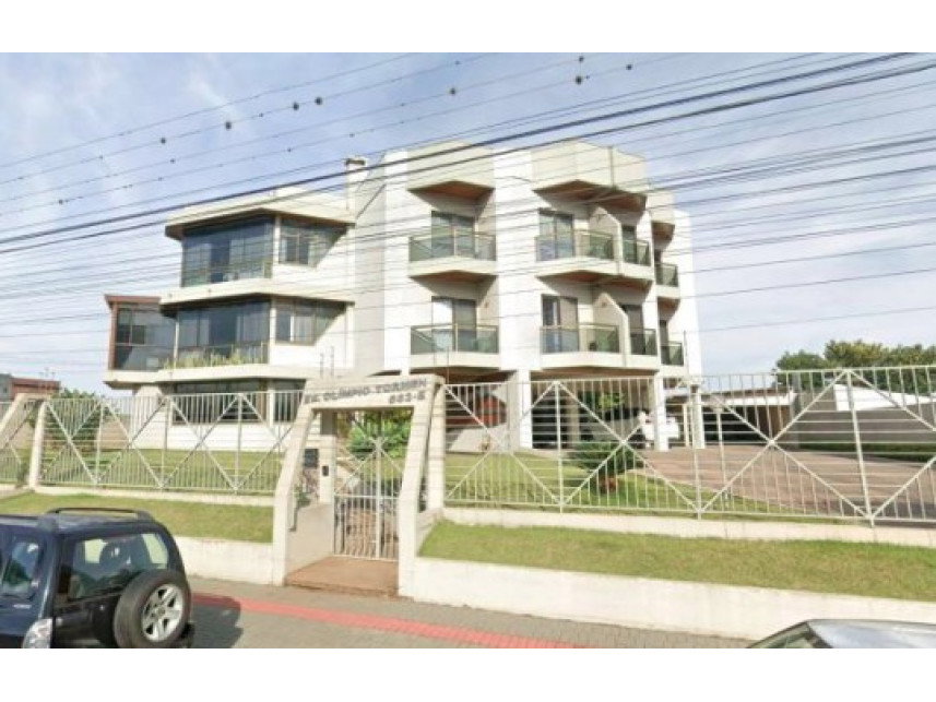 Apartamento amplo de 256,55 m² com 3 boxes