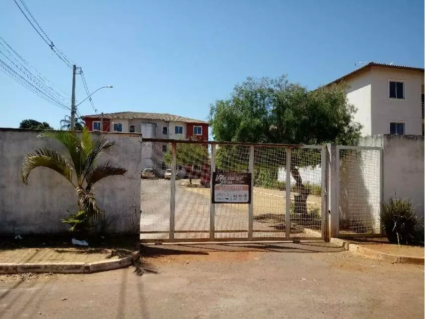 Apartamento com 1 Vaga em Luziânia - GO