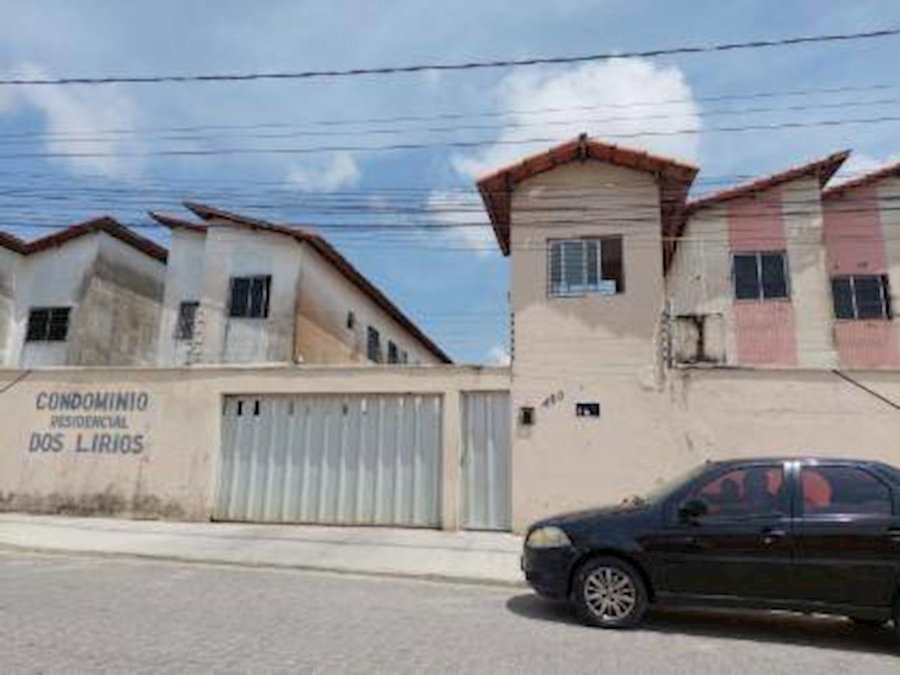 Apartamento com 2 quartos, 1 banheiro e 1 vaga em Fortaleza
