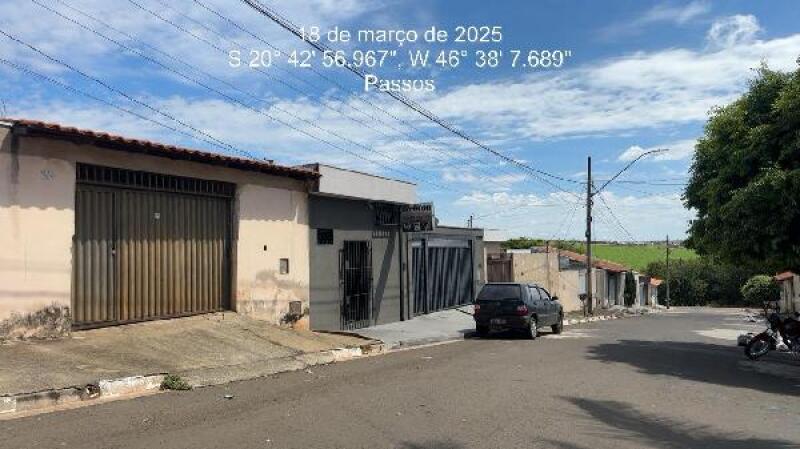Casa aconchegante com 52m² de área privativa em ótimo estado