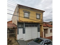 Sobrado com 3 quartos, 4 vagas e 140m² construídos, imóvel