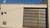 Casa com 2 quartos, 2 banheiros, 76.29m²