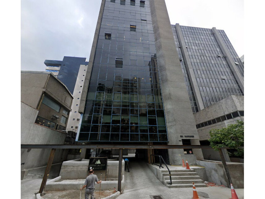 Escritório de 114,28m² com 4 vagas