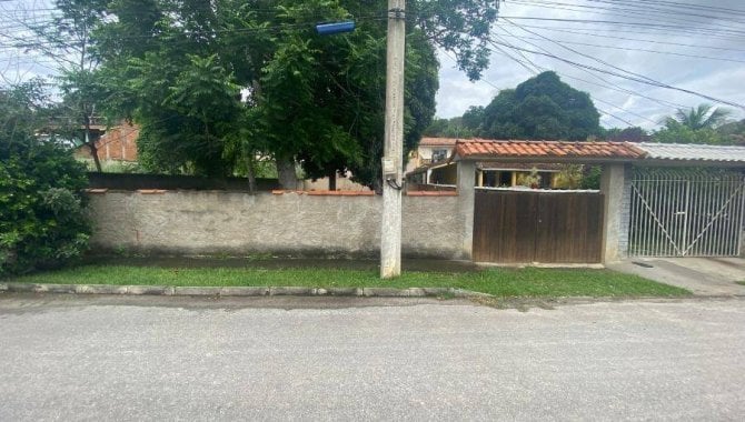 Casa padrão 2 quartos 2 banheiros 160m² ocupada