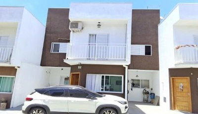 Casa em Condomínio 67m² com 1 Vaga Ocupada
