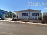 Casa com 188,8m², 668,3m² de terreno, 3 quartos, 2 banheiros, desocupada