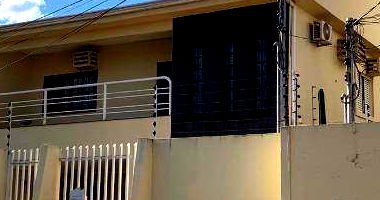 Casa com 3 quartos, 3 banheiros e 301m² construída, ocupada
