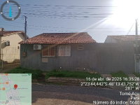 Casa com 2 quartos, 1 banheiro e 1 vaga de garagem