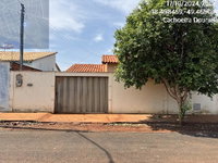 Casa com 2 Quartos e 1 Vaga em Cachoeira Dourada