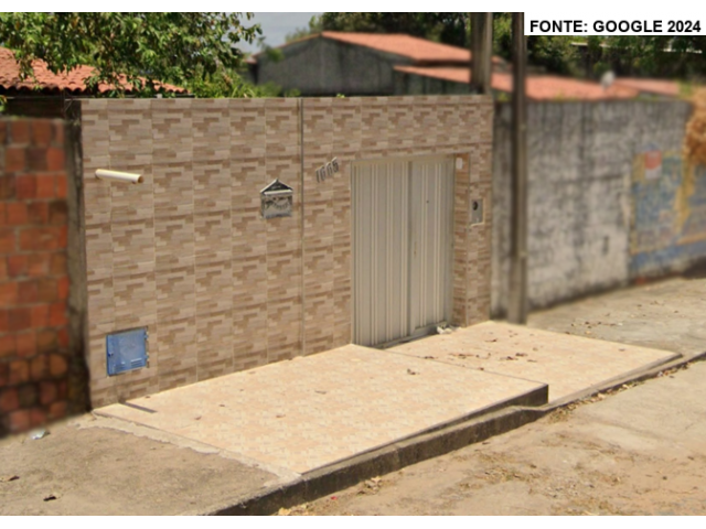 Casa em Terreno de 456m² - - Fortaleza/CE