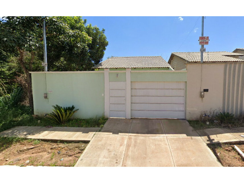Casa com 2 quartos, 1 banheiro e 73,87m² construídos