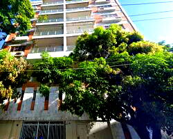 Apartamento amplo com 590 m² e 5 vagas de garagem