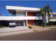 Sobrado com piscina e área gourmet em Campo Grande/MS
