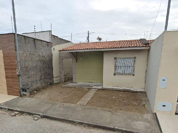 Casa com 2 quartos, 1 vaga, 36.92 m²