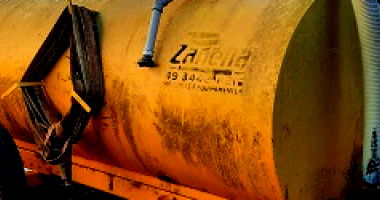 Tanque Distribuidor Zanella de 5000 litros - Leilão Imperdível